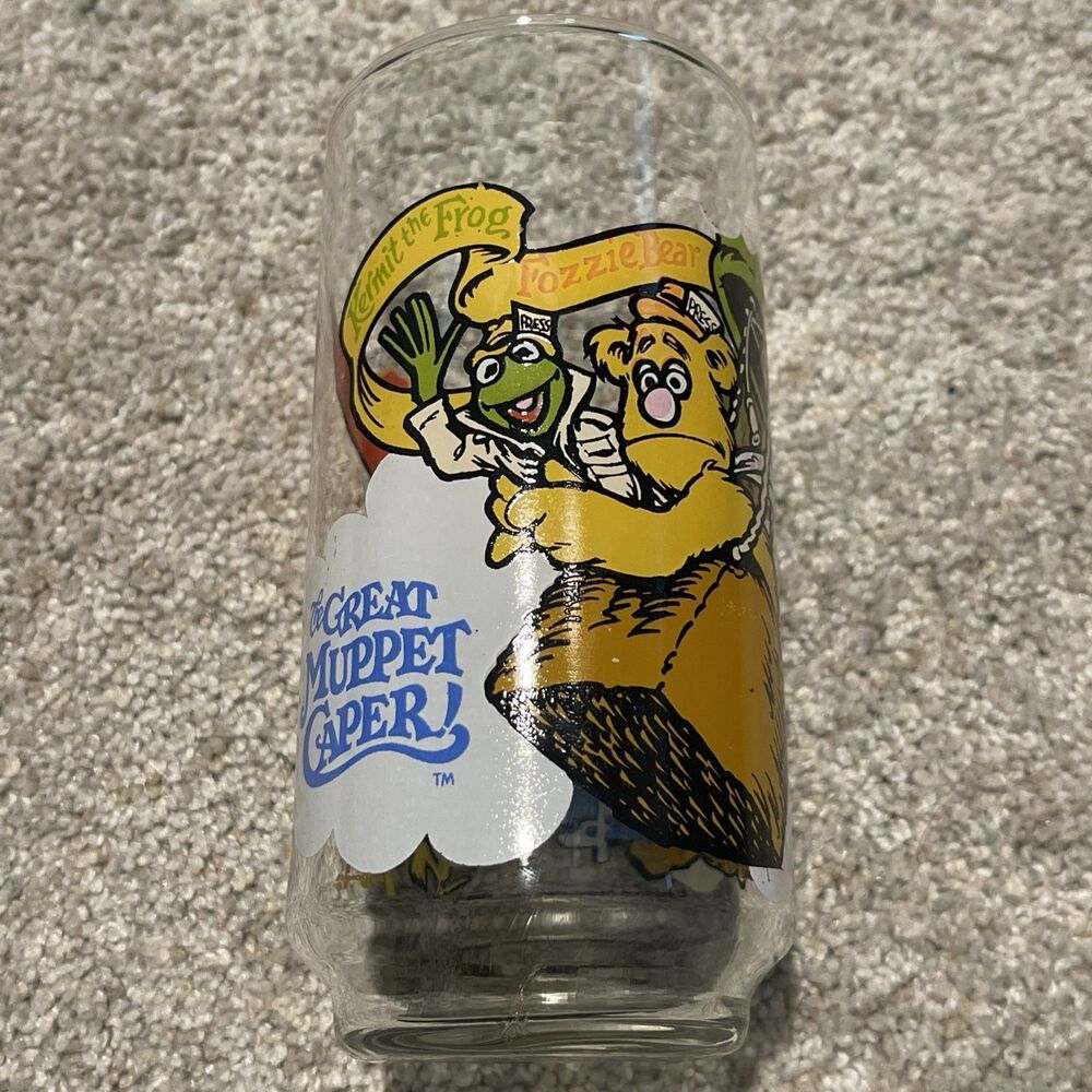 Vintage McDonald's 1981 The Great Muppet Caper Glass cup, Kermit, Fozzie, Gonzo